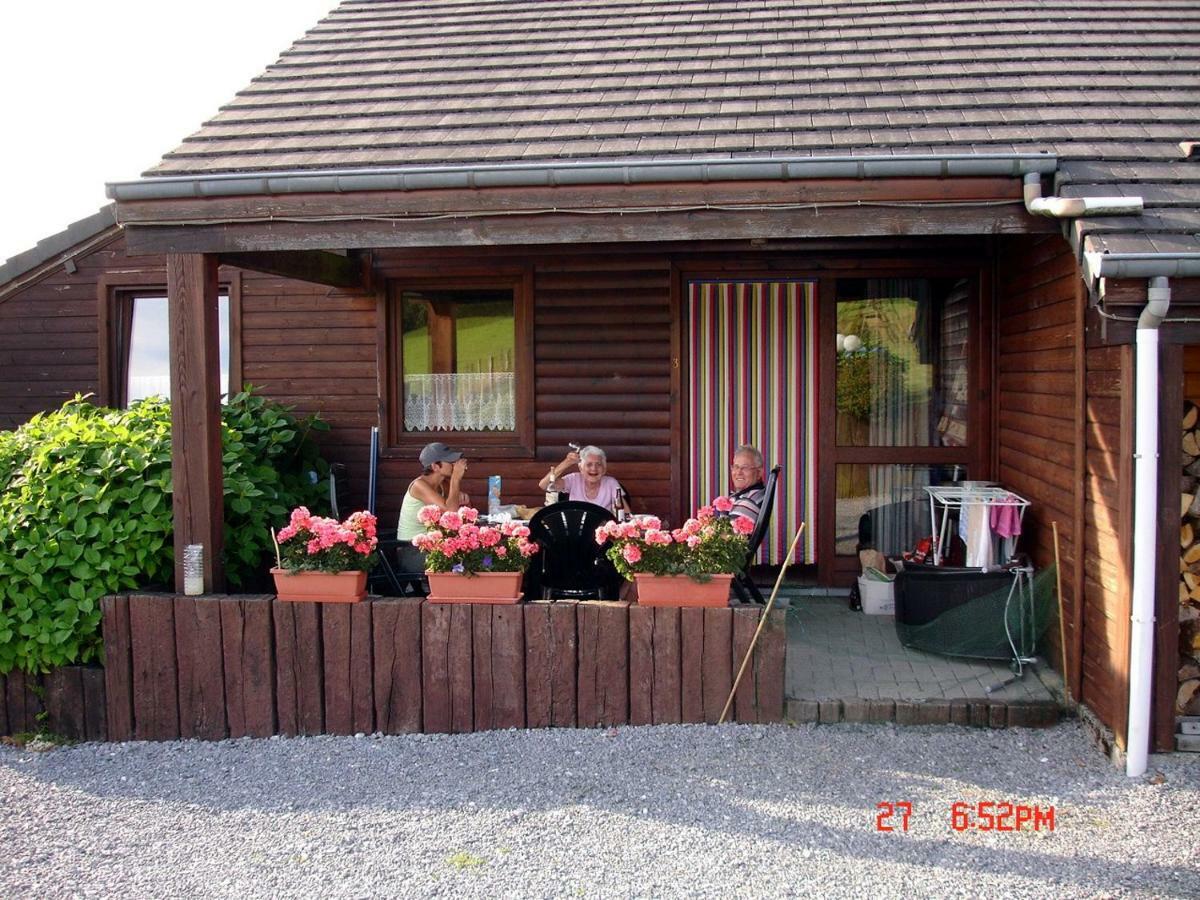 Aux 4 Chalets ブイヨン エクステリア 写真